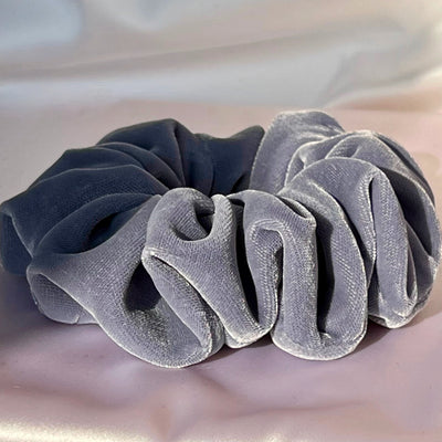 Smoky velvet scrunchie