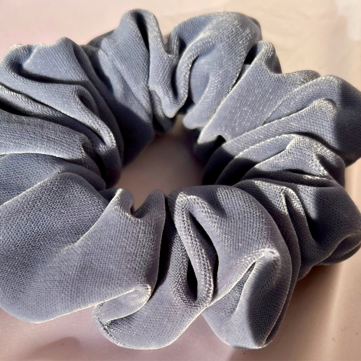 Smoky velvet scrunchie